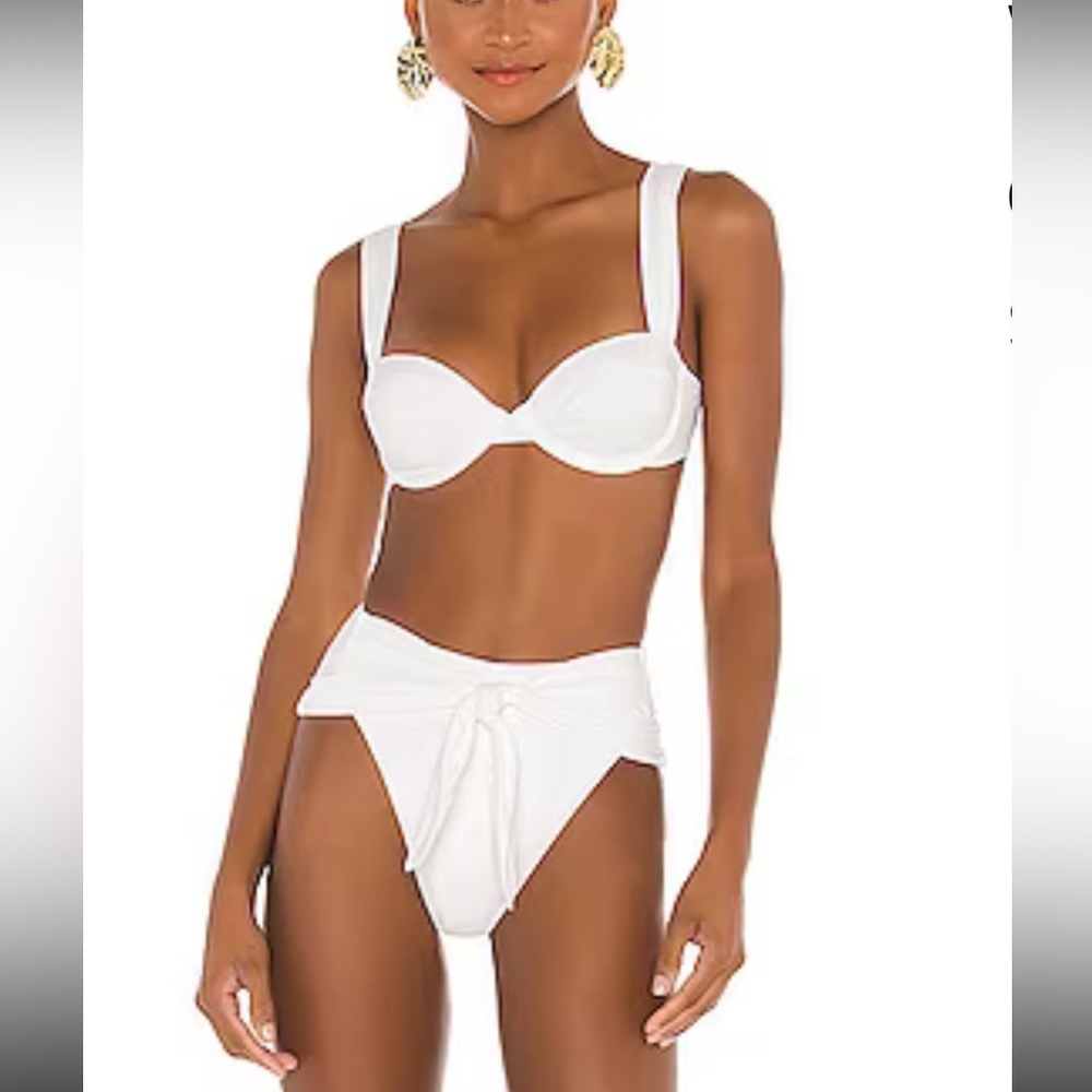 NWT WeWoreWhat Bathing Suit Set
